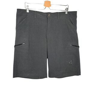 Gerry Outdoors Sleek Gray Cargo Shorts Relaxed Fit Men's 40